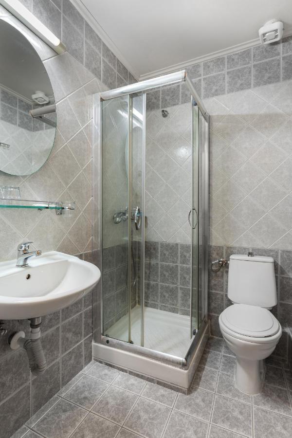 Dias Hotel Platamon Bagian luar foto