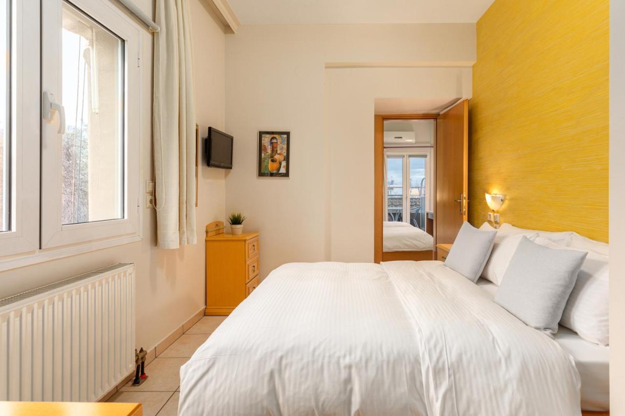 Dias Hotel Platamon Bagian luar foto