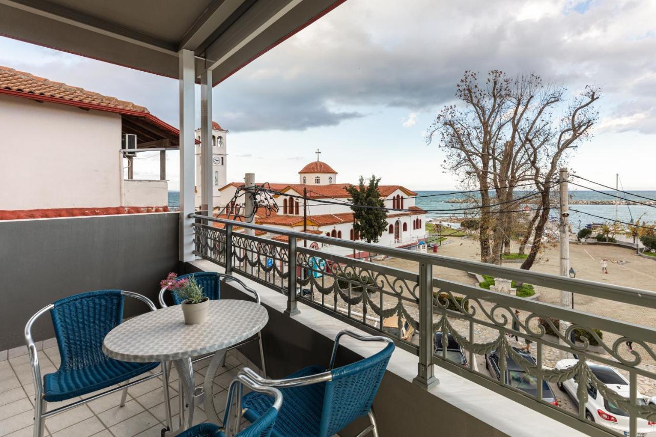 Dias Hotel Platamon Bagian luar foto