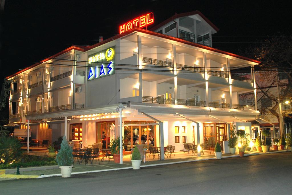 Dias Hotel Platamon Bagian luar foto