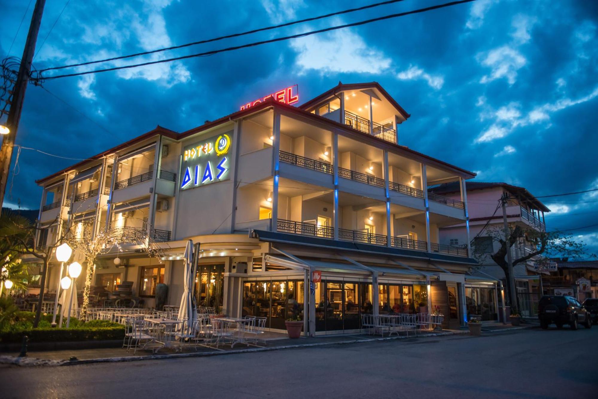Dias Hotel Platamon Bagian luar foto