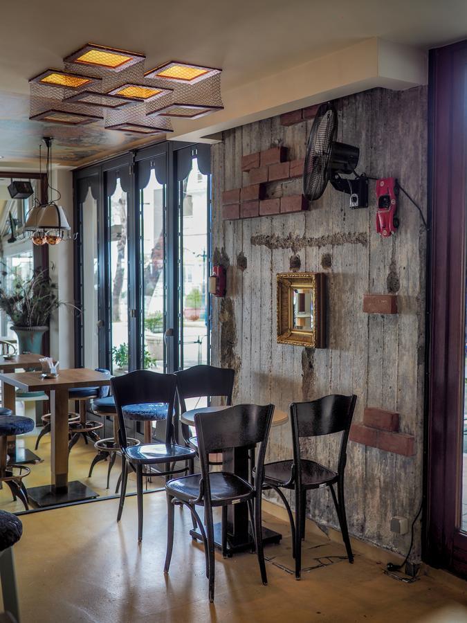 Dias Hotel Platamon Bagian luar foto