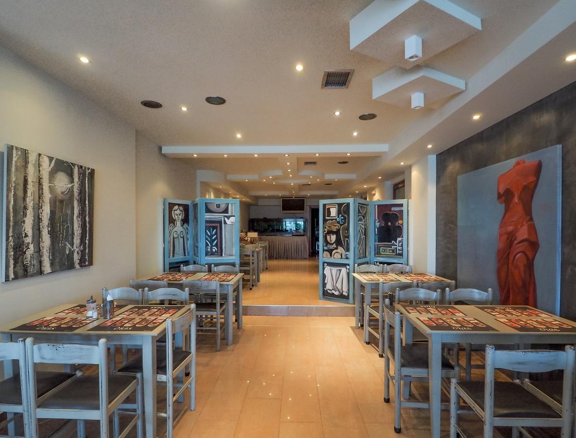 Dias Hotel Platamon Bagian luar foto